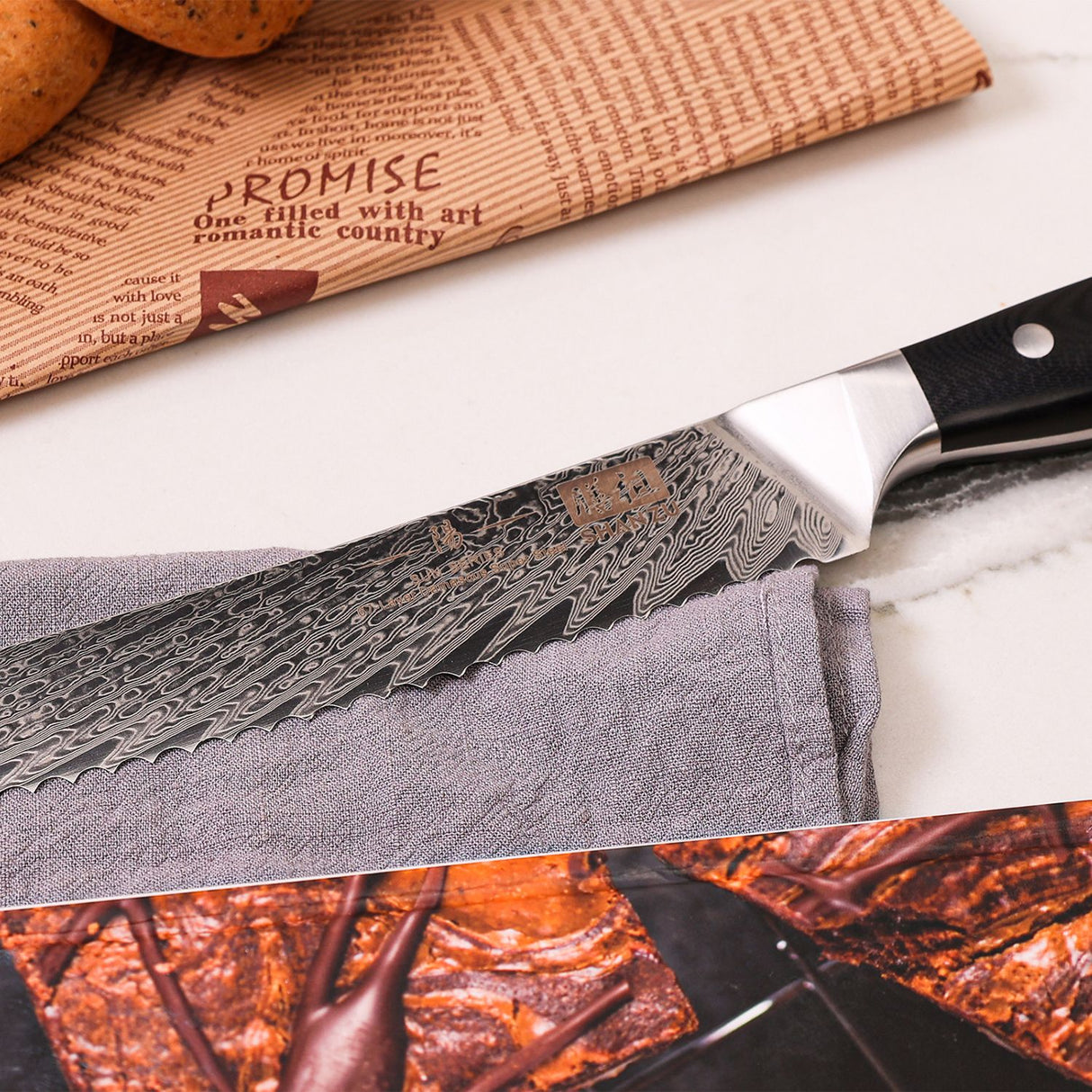SHAN ZU 7.80" Blade Damascus Bread Knife | Serrated Bread Knife for Homemade Bread | 67 Layers Damascus Steel + G10 Handle