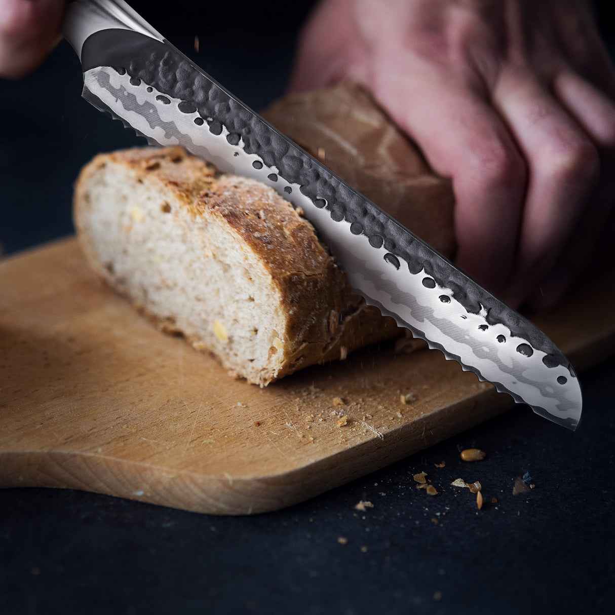 SHAN ZU Professional Bread Knife with serrated edge+MAGNETIC KNIFE HOLDER