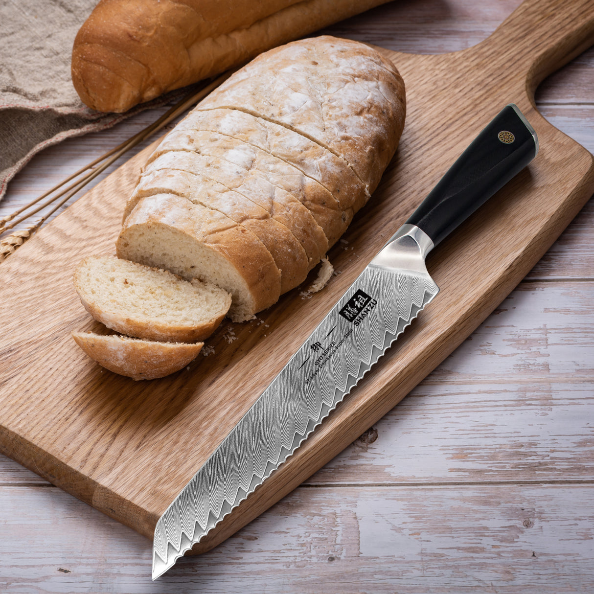 GYO Series | 8" Damascus Bread Knife + Magnetic Knife Sheath